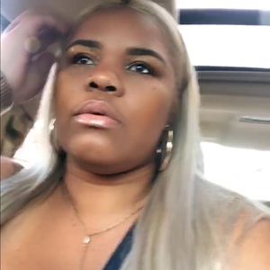 Meet your Posher, Joann